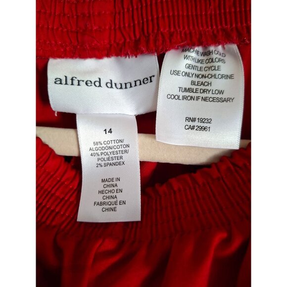 Alfred Dunner Red Bicycle Embroidered Elastic Waist Pants Size 14 Cotton/Polyest - Picture 6 of 6